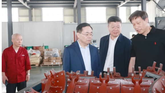 李光超调研企业发展和重点项目建设