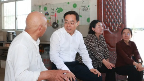 李光超开展访企入村暨“七一”走访慰问活动